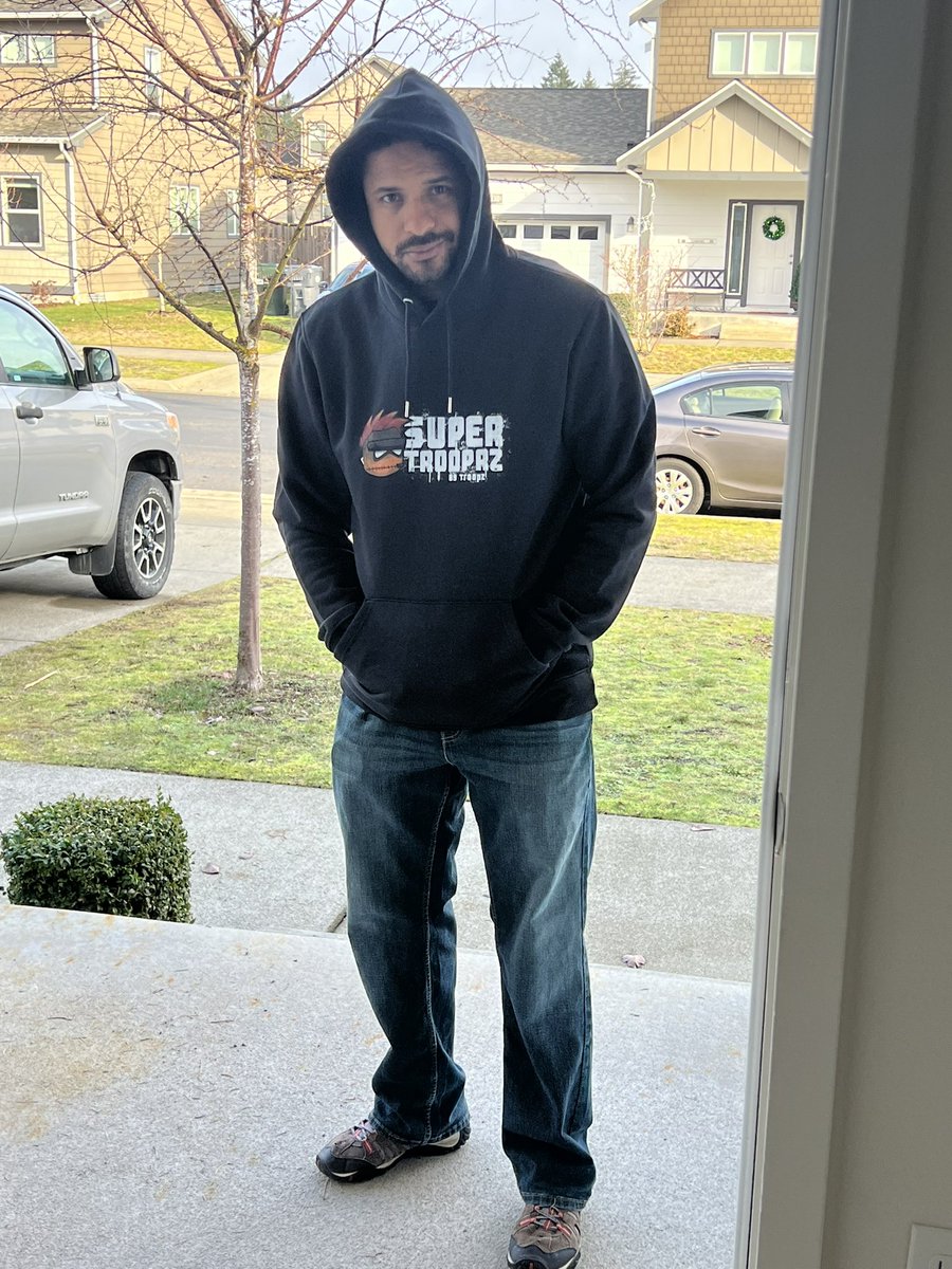 Amazing quality hoodie from <a href="/Blklabel3/">Black Label Clothing - WEARABLE NFTs</a> thanks <a href="/trooprzarmy/">Trooprz</a> for running an awesome community project #CRO