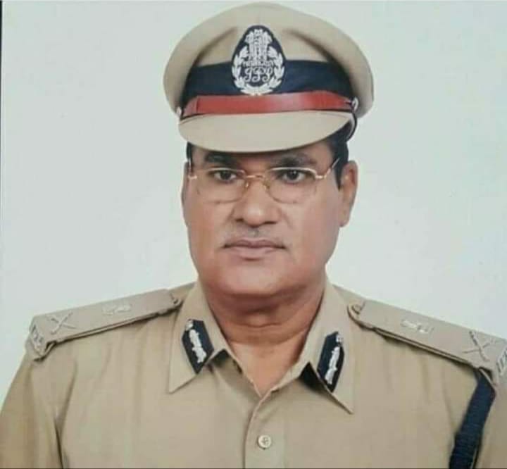 mayaramdausa's tweet photo. हमारे मित्र पूर्व आईपीएस अधिकारी एडिशनल डीजीपी (राजस्थान) श्रीमान टीएल मीणा जी को जन्मदिन की ढेर सारी शुभकामनाएं...... https://t.co/je3WGuklA9