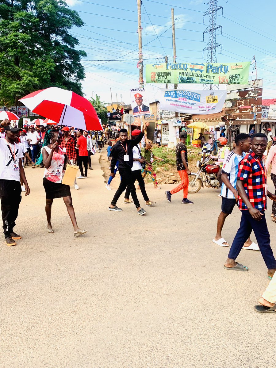 One_PiusJadwar's tweet photo. At the frontline !!! We rallied behind in support of our @NUP_Ug flag bearer Wafula Edrine for the guild presidency , Kyambogo University ! 

Dear students, turn up in large numbers tomorrrow and vote for the National Unity Platform ✊🏿☔️☔️ https://t.co/wvQVUZKSbH