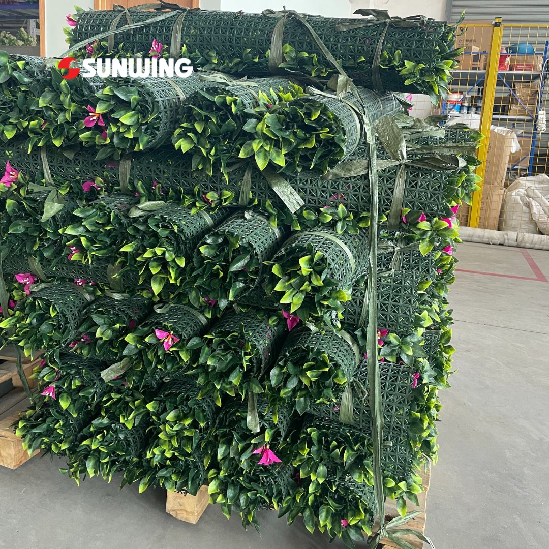 sunwinghedges's tweet photo. 🎉The first 40HQ container of artificial hedges in 2023.
Big shout out to our workers! They have been working tirelessly to deliver beautiful hedges &amp; green walls before the Chinese New Year.
#sunwingartificialplants #artificialplantssupplier #artificialgreenwall #artificialhedge https://t.co/o5GVFWMcwZ