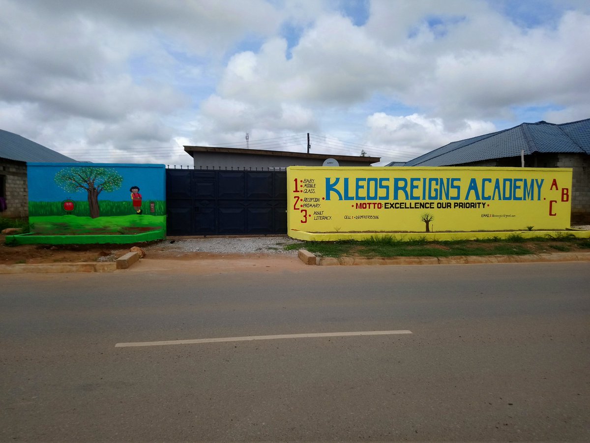 LeratoChikondi's tweet photo. “All things being equal, people
will buy from a friend. All things being not quite so
equal, people will still buy from a friend.”
To bring out your artistic and creative ideas into actual value.
#commercialpainting #artist
Kindly rt. https://t.co/TeYcx7sSXD