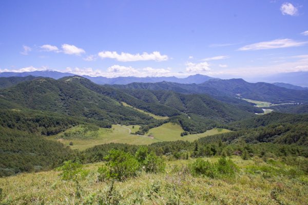 OneclickOnetrip's tweet photo. 【Mt.Meshimori】
 There are no trees near the top and it is grassland, so you can enjoy a 360° superb view.
#photooftheday
#instagood
#nofilter 
#picoftheday
#love
#nature
#swag
#lifeisgood
#caseofthemondays
#写真撮ってる人と繋がりたい
#写真好きな人と繋がりたい https://t.co/cvqLBQNKUD