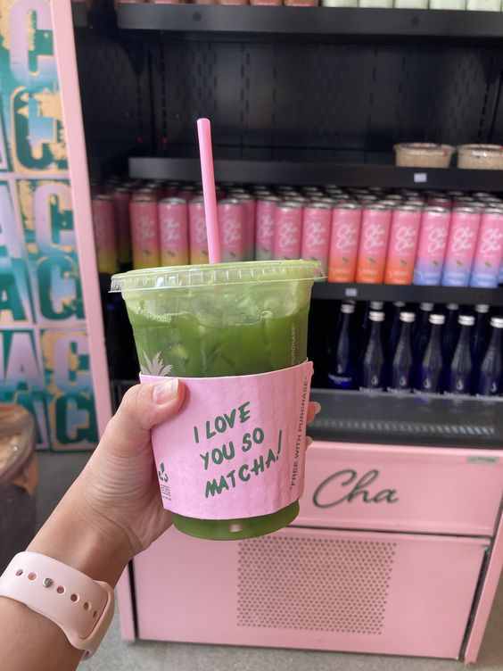 liIacdaisy's tweet photo. matcha girl https://t.co/gJoFHom6xM