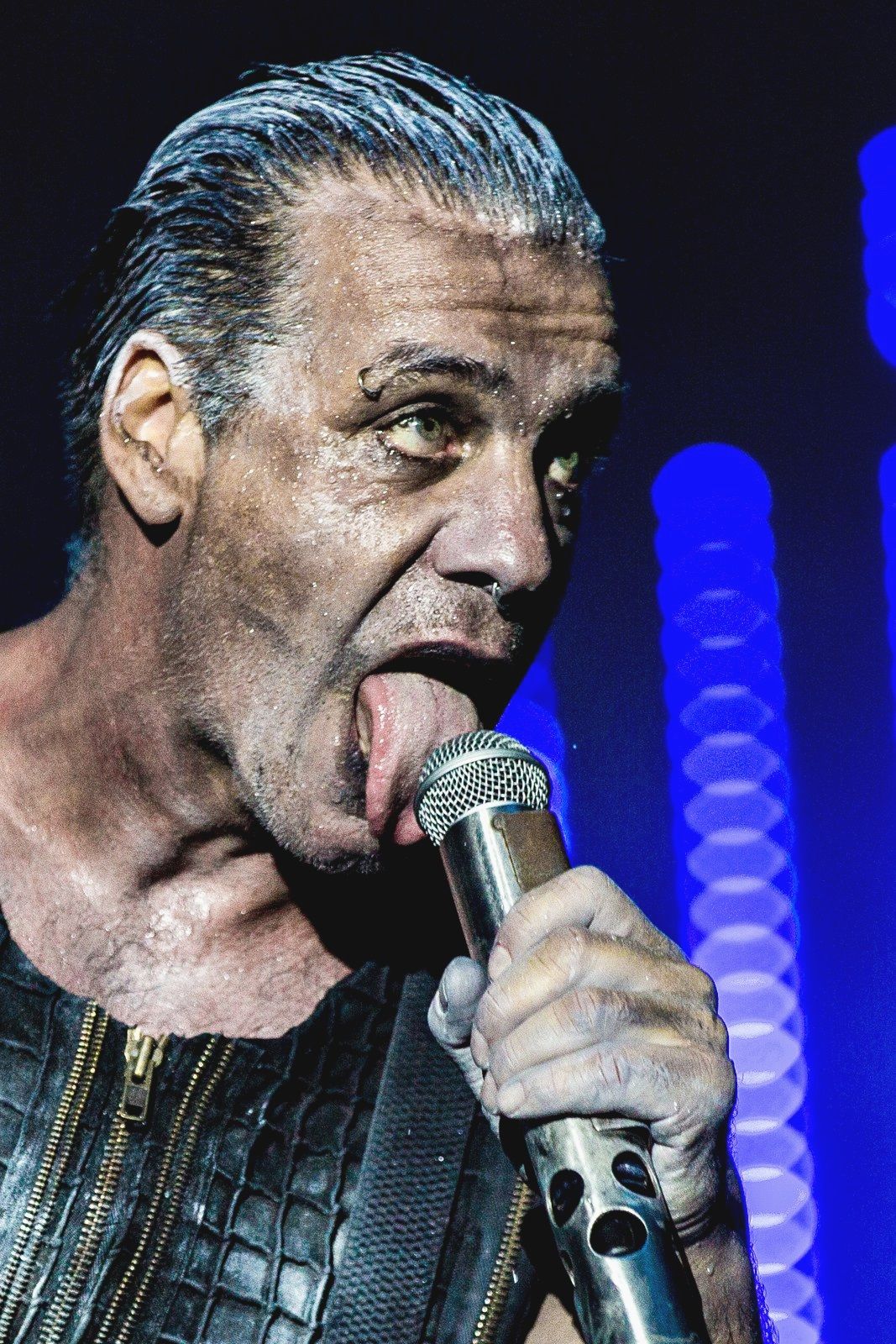 Happy 60th Birthday to my Hero 
Till Lindemann          