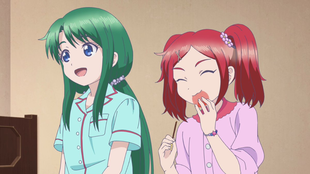 garugaku's tweet photo. 当時小中学生のLucky²が声優に挑戦！アニメ「ガル学。Ⅱ」

🍓７
次のライブに向けてレッスンをがんばるLucky²たち。チノにも褒められていい感じ！
ライブ前日にはみんなでパジャマパーティをすることに！
でも、ライブ前にトラブル発生で…！？

https://t.co/QJMRbkL6zd

@Lucky2_official https://t.co/JtoNyujKHW