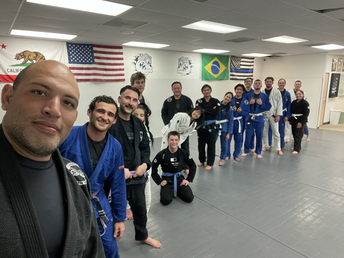 nado_dex's tweet photo. First class of 2023 #jiujitsuanaheim #jiujitsuyorbalinda https://t.co/h7vqyK8id1