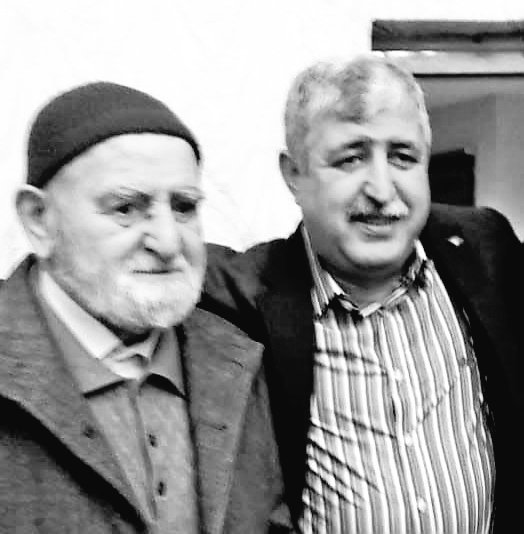 Babam Ahmet Turgut Polat'ın cenaze merâsimine katılarak bizi yalnız bırakmayan, uzaktan yakından gelerek veya arayarak tâziyelerini ileten bütün akraba, dost ve arkadaşlarıma şükranlarımı sunarım. 
Rabbimiz, babamıza ve cümle geçmişlerimize rahmetiyle muamele eylesin!