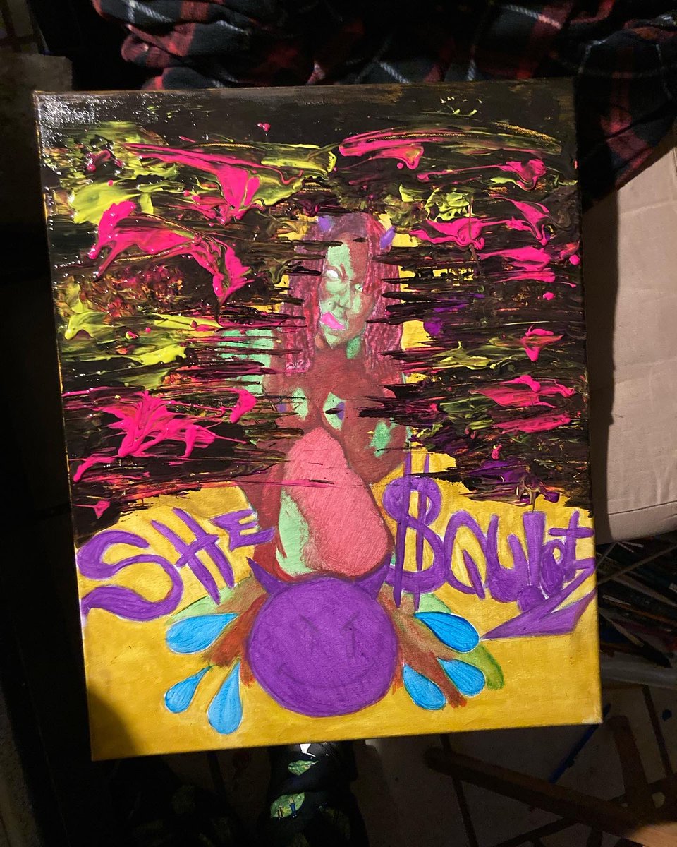 901LeftFree's tweet image. My latest update on my #creativepainting #customportrait of my #number1fan @slimtastie I’m going psycho on the #background finna make this piece be EPIC ‼️