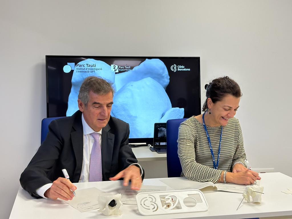 🆕<a href="/parctauli/">Consorci Corporació Sanitària Parc Taulí</a>-<a href="/I3ptT/">Institut d'Investigació i Innovació Parc Taulí</a> i <a href="/hospitalclinic/">Hospital Clínic</a>, un pas endavant en el lideratge de l’aplicació clínica del #3D

✍️Firmen un conveni per desenvolupar projectes d’innovació amb 3D. La trajectòria i l'excel·lència els situen com a centres referents en el seu ús mèdic

bit.ly/3CoI7nI