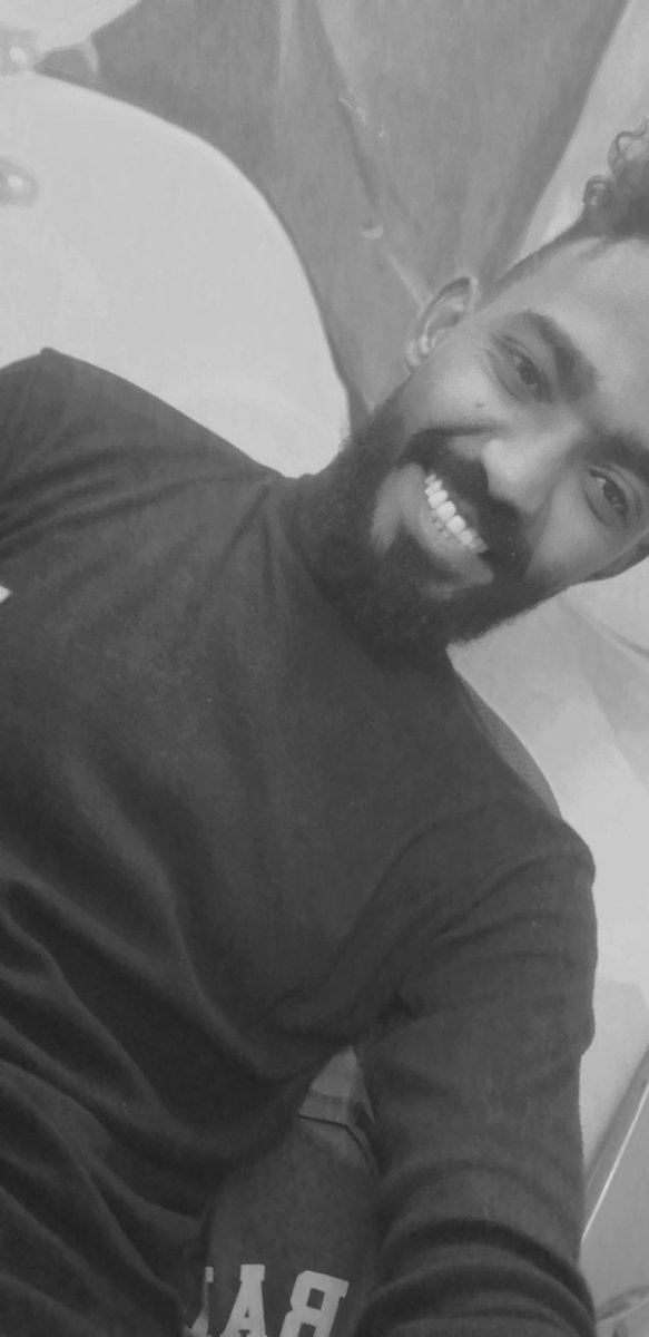 aljoke_r's tweet photo. يمكننا دائمًا البدء مرة أخرى 🦋🖤 https://t.co/ZJmjMmQcyX
