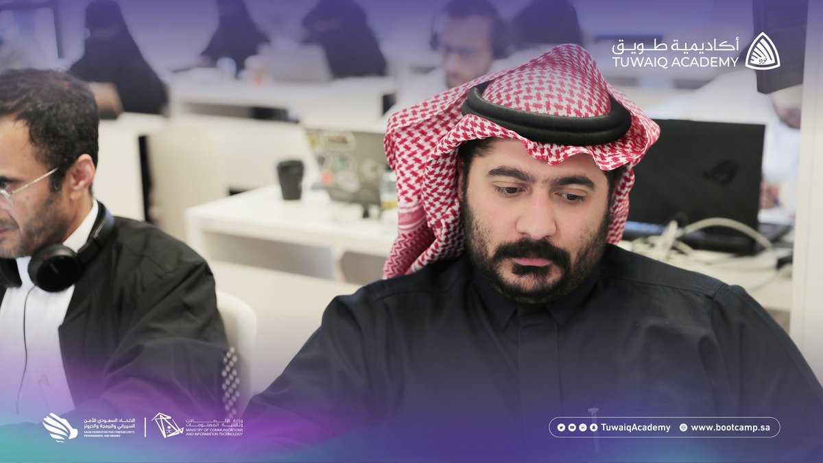 essasm999's tweet photo. @TuwaiqAcademy @awscloud فرصة عظيمة للالتحاق بهذا المعسكر،
والتعلم مع قدرات وكفاءات سعودية؛
سعياً لتحقيق رؤية المملكة #رؤية_2030.

شكرا جزيلاً @TuwaiqAcademy،
والمشرفين مع أمازون @awscloud.
#AWS #AWSCertified #VISION_2030 https://t.co/8S8Ri6irXt