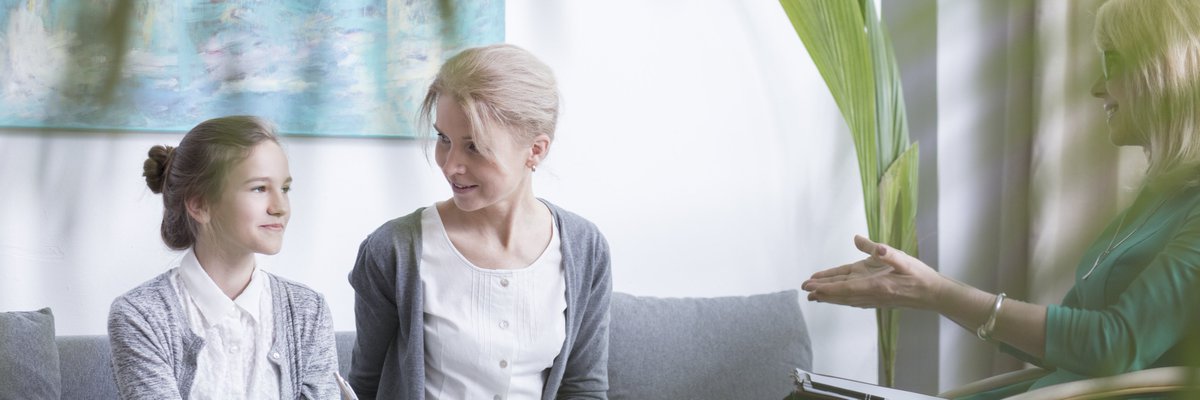 Stichting ROOZ is op zoek naar nieuwe collega's in 2023! Ben jij gespecialiseerd gezinsbegeleider of gezinsbehandelaar/IAG en wil jij vanuit passie en lef een positieve verandering bereiken voor jeugdigen en gezinnen? Dan zijn we op zoek naar jou: bit.ly/3WY1Ceu