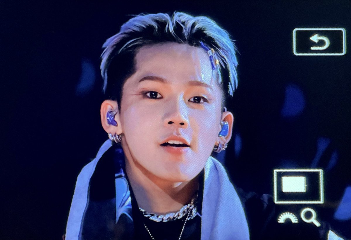 forchill421's tweet photo. 230104 HELLO in Saitama 1부 #최현석 #CHOIHYUNSUK https://t.co/l81zJUui4h