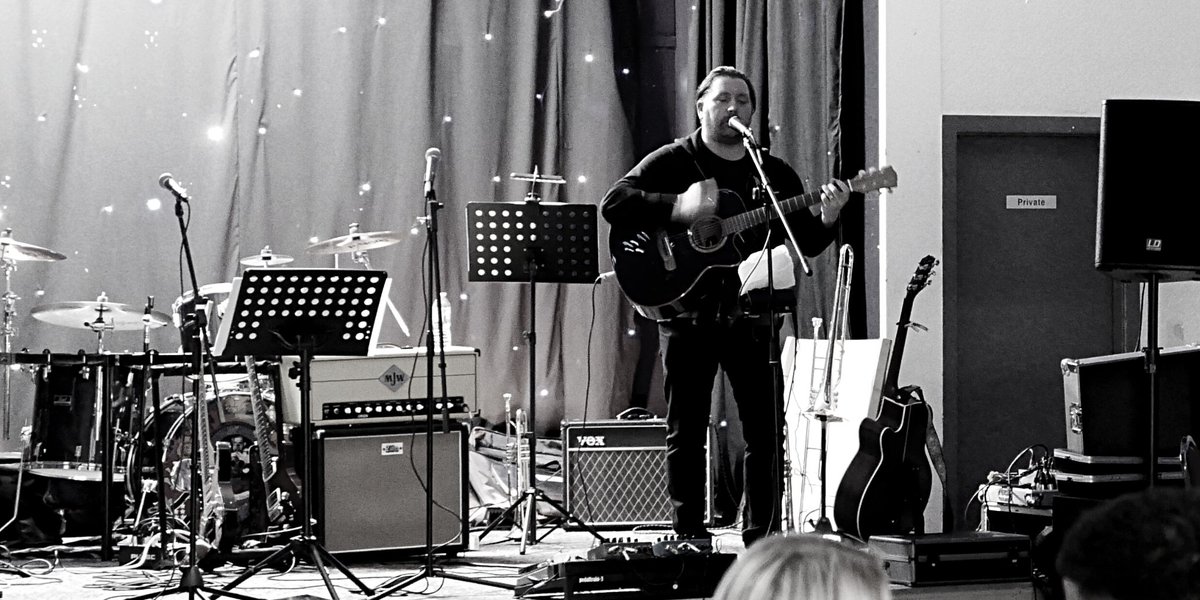 Top 6 countries listening to the All My Ghosts album: 1 #USA, 2 #England, 3 #Scotland, 4 #Germany, 5. #Austria, 6 #Sweden followed by 20+ others. This is awesome, thank you❤️#music #acoustic #storytelling  open.spotify.com/artist/4LAmAPc…