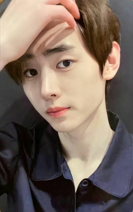 WTSKSN's tweet photo. @sungsunoo01 @ENHYPENMARKETPH hi ! baka inch po kayo. set with free hee lenti https://t.co/HriL51OIhX