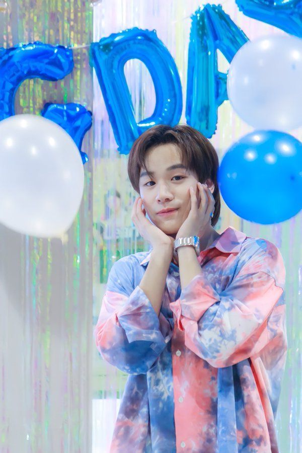 BillySeng_PH's tweet photo. We still in shocked but i trust this boy☺️
Good luck on your future endeavors, hoping for your success 🥹🙏💞💞
#Seng_wichai 

📸🙏 https://t.co/dYBvrrJgP3