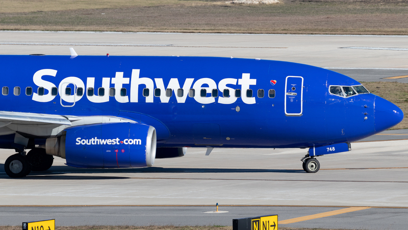 airwaysmagazine's tweet photo. After the recent travel chaos that saw over 15,000 flights cancelled, Southwest (WN) is attempting to ease relations with its customers.
#FlightCancellations #FrequentFlyerProgram #RapidRewards #SouthwestAirlines #USAviationIndustry #WinterTravelChaos
https://t.co/BDvXjBC3Yf https://t.co/MVxabXOQlN