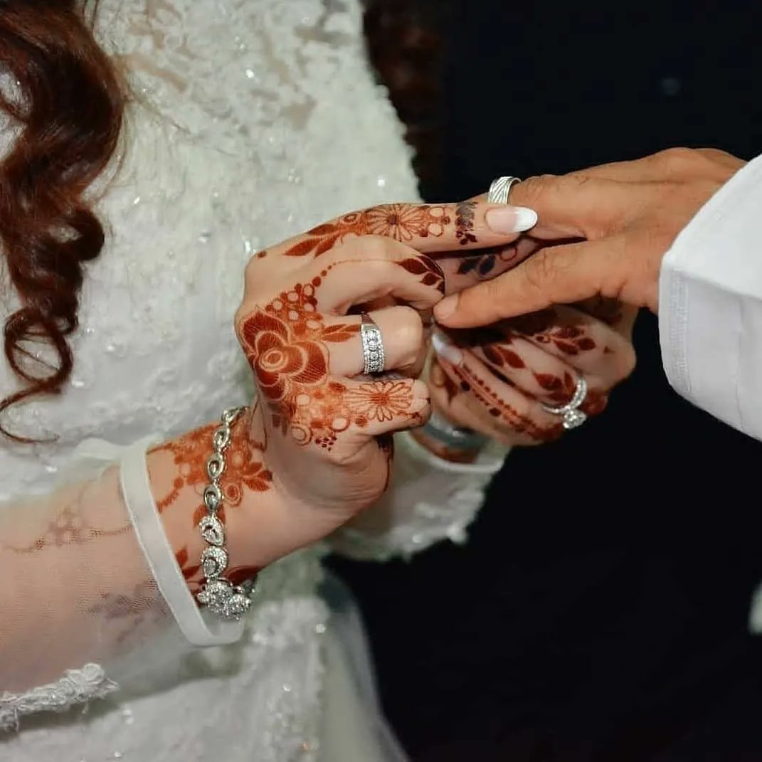 prof_shak's tweet photo. Retweet and congratulate me..
#engagged #engagementdone #engagementrings https://t.co/jMlDrsHDqY
