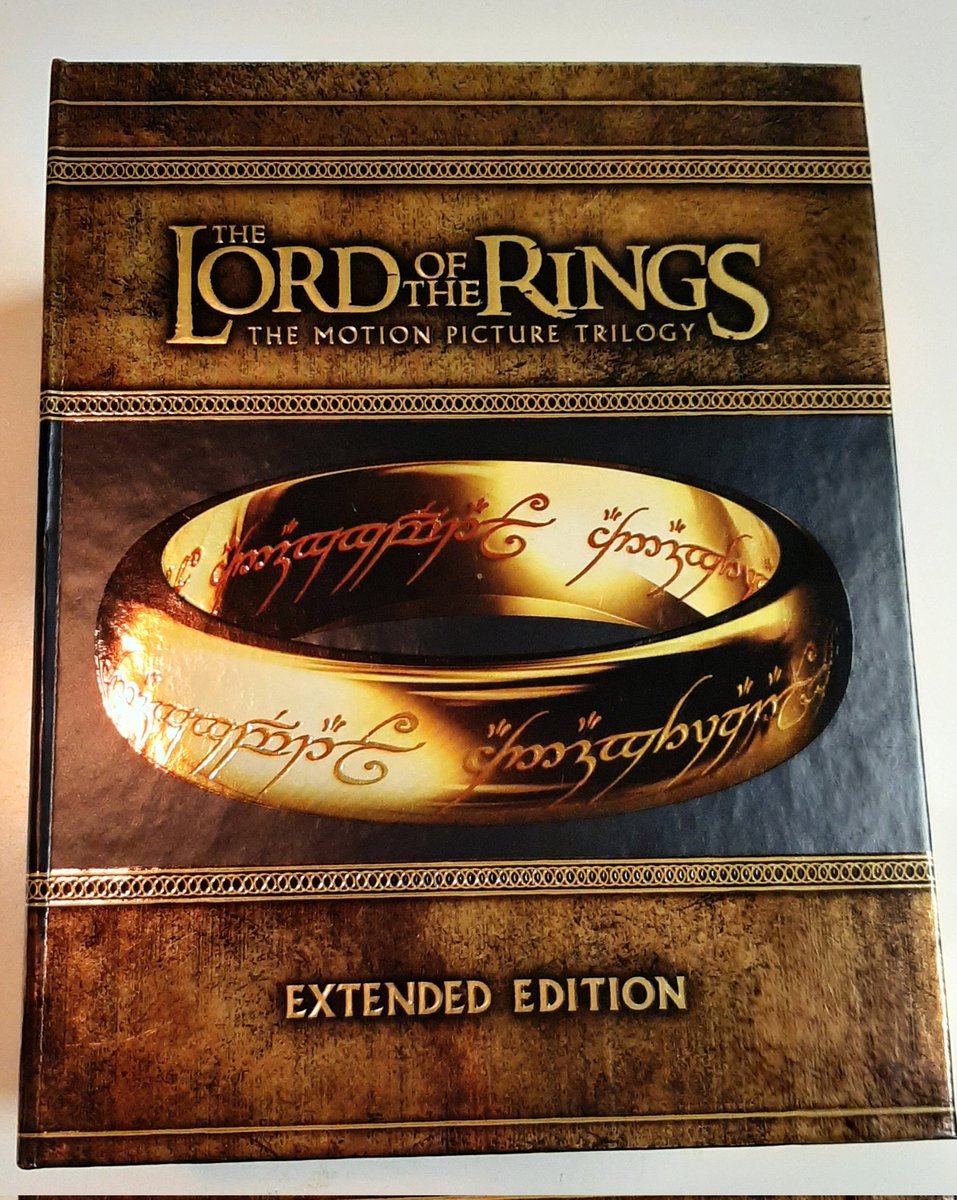 Distant_Beacon's tweet photo. We hope you had a great time on your holidays! We're off to start the new year by watching almost 12 hours of Lord of the Rings!
#LordOfTheRings #Marathon https://t.co/aBGGfJxwDa