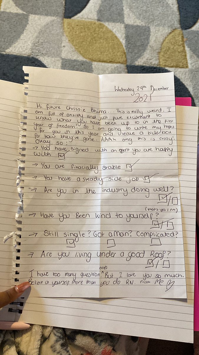 _KhrissieB's tweet photo. The fact that I’ve found this makes my heart so full. Let’s see what I get up to next, future self 👀✨ #lettertoyourself https://t.co/gK3UwZgU80