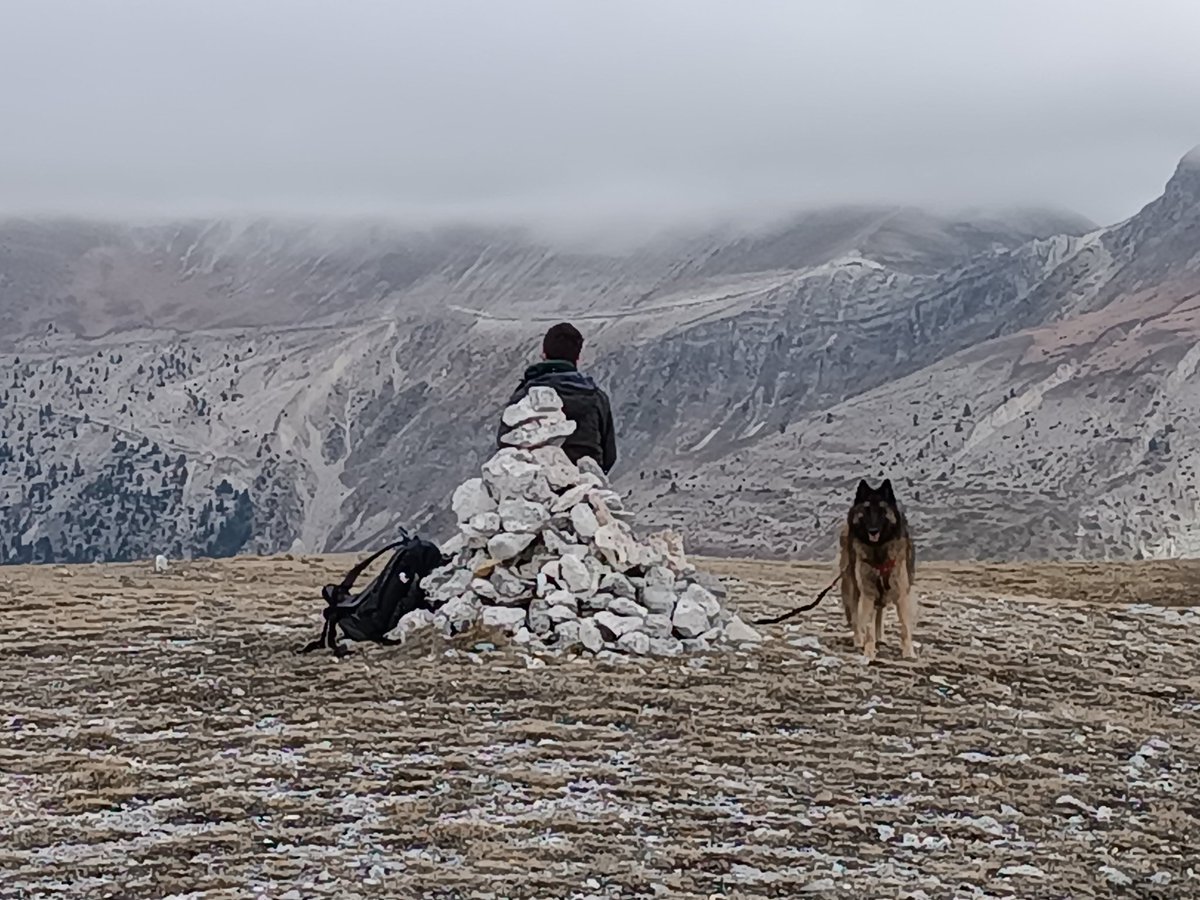 2000 metri. Non un filo di neve.
Non avremo acqua.
Ma saremo tutti più sereni perché ci saranno giovani in galera per aver imbrattato un muro.