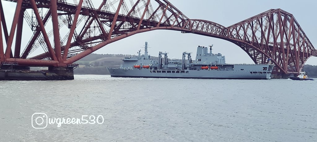 . @RFAFortVictoria passing under @TheForthBridges this morning after departing Crombie 

@NavyLookout @RNinScotland @RoyalNavy @RFAHeadquarters @WarshipCam @HMNBDevonport