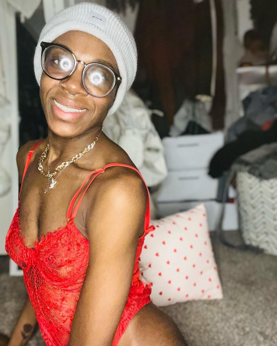 toriroland43's tweet image. A early treat! 🖤🖤🥵 #sheingals #sheinlingerie #pink #valentines #valentinesshoot #valentineslingerie #fypシ #fypシ❤️💞❤️ #viral #lingerie #lingeriemodel #lingerieaddict #playboymodel  #playboyjewelry @PlayboyTV  @SHEIN_Official