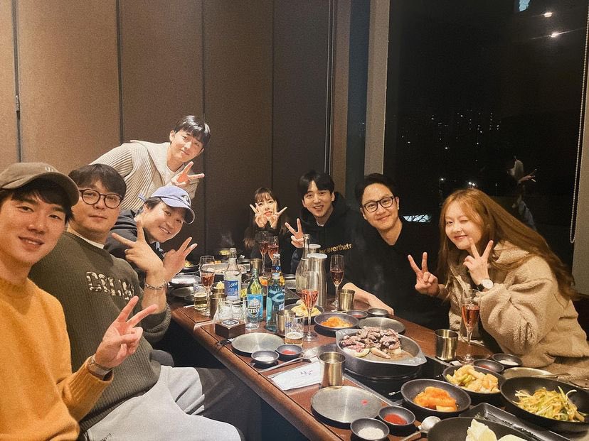 iconickdramas's tweet image. #Reply1994 reunion after almost 10 years 🥹🫶🏻