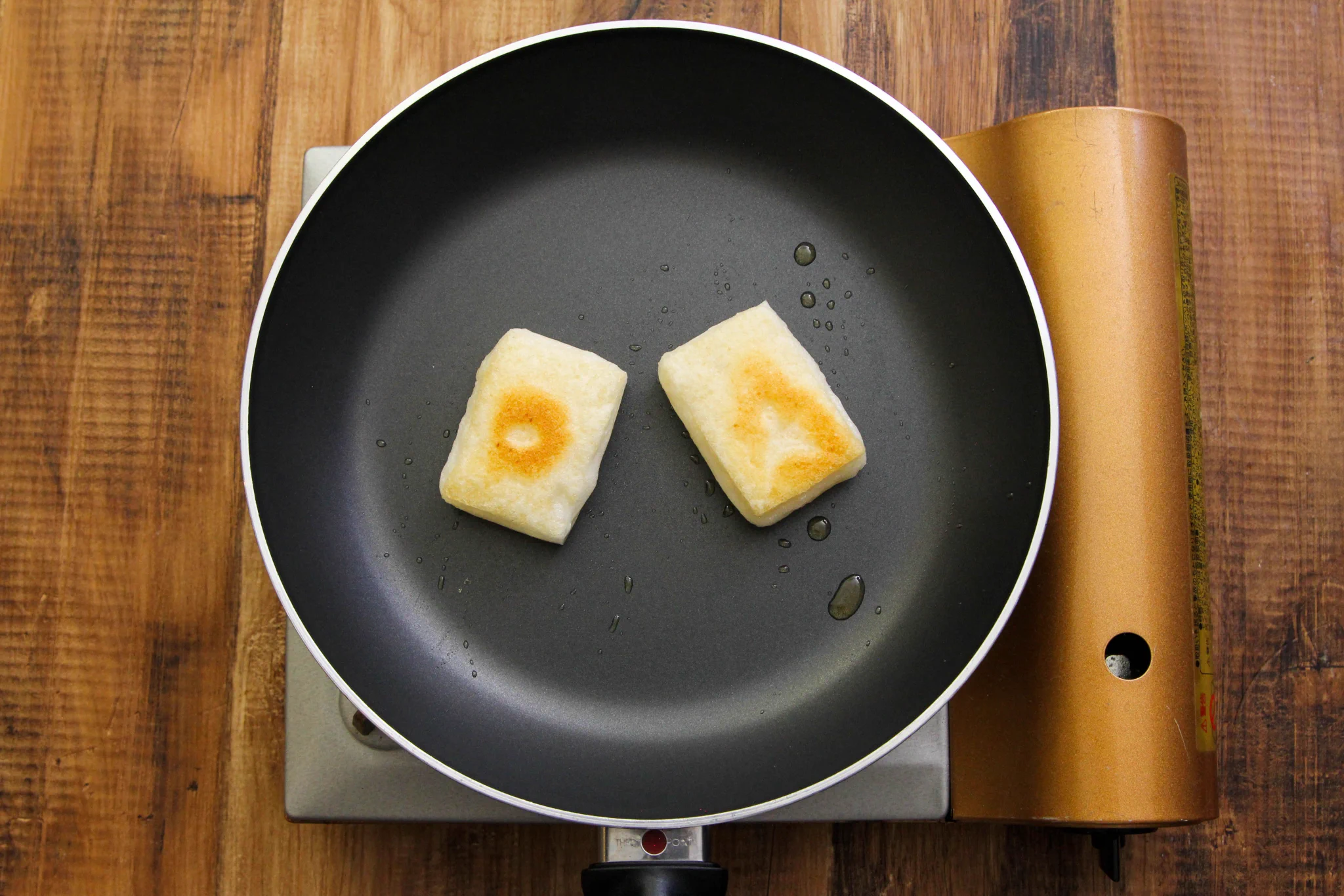 青のりなどによる味付けがすごく美味しそう！のり塩味が好きな人におすすめという「お餅」の食べ方！