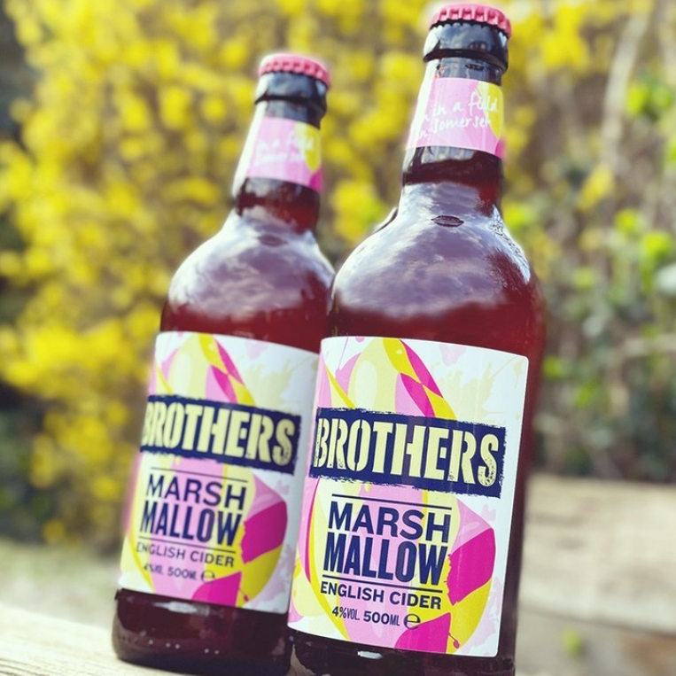 Have you ever tried marshmallow-flavoured cider?
This is your sign to go and try it!

#marshmallowcider #brotherscider #sweet #cider