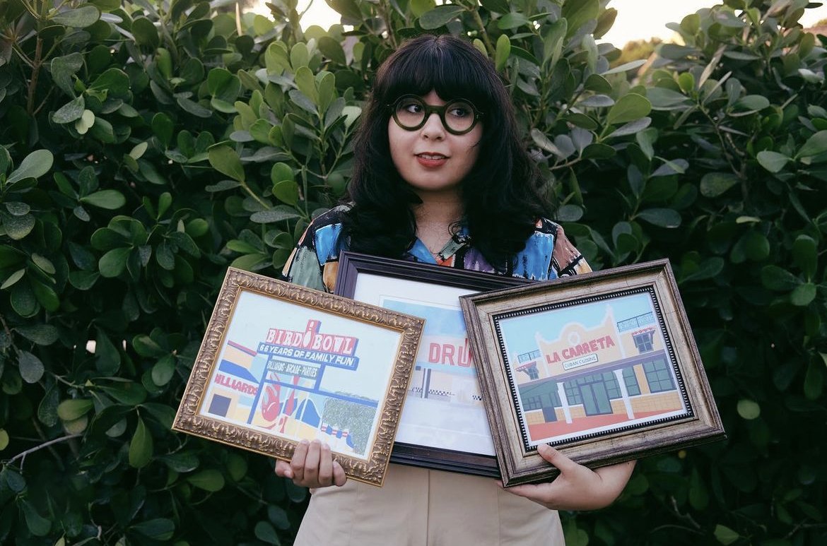 UMSoC's tweet image. From El Palacio De Los Jugos to Flanigans to Books and Books, #InteractiveMedia MFA alumna Melissa Gutierrez is known for her uniquely #Miami prints! 🖼 Melissa recently spoke to @WLRN where she shared her #illustration journey of capturing her hometown and childhood memories. 🌴