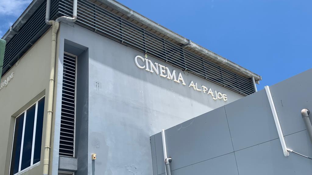 ACOnghena's tweet photo. le cinéma de Mamoudzou réouvre ses portes : https://t.co/Q9TNQACpFg
#Mayotte https://t.co/hC5HVAFzdC