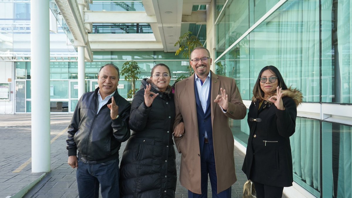 PRDEstado's tweet photo. La Dirección Estatal de nuestro partido ya está presente en el @IEEM_MX para participar en la sesión que dará inicio formal al proceso electoral ordinario para la Elección de la Gubernatura 2023. https://t.co/8qa94RPX1O