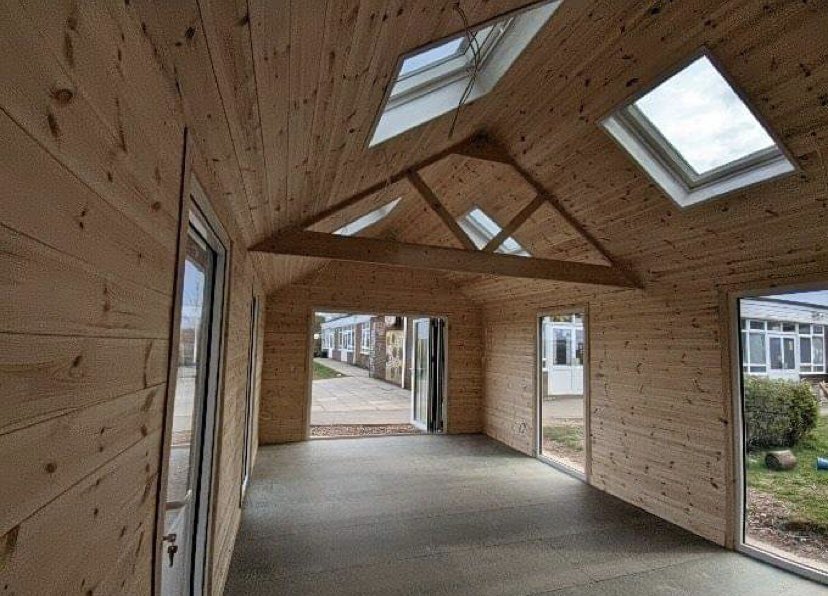 landscapes4lrn's tweet photo. Beautiful fully insulated bespoke outdoor classrooms prices available upon request. https://t.co/JyLKvxvhfW #library #outdoorclassroom #primaryhead https://t.co/fAmXMlXusJ