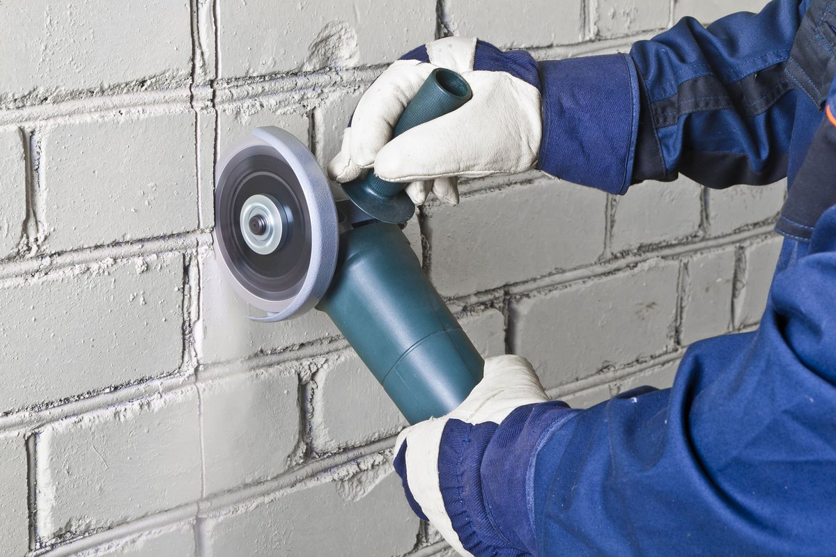 DFWAmySteele's tweet image. Follow these steps to remove a brick from a wall. #homeinspo #DIYhomeprojects  cpix.me/a/160976842