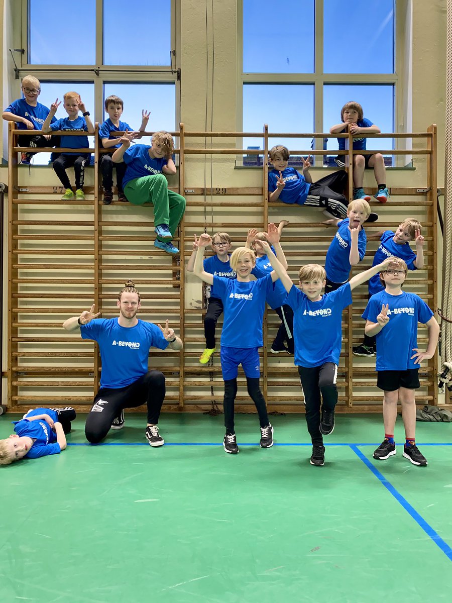 emanuel_hansson's tweet photo. Nu finns A-Beyond Parkour även i Lomma! 🤸‍♂️ Parkour träningar på torsdagar i Vinstorpskolans gymnastiksal från 17:00 &amp; 18:00. Terminsstart: 2/2. Vill du vara med och träna med oss? 🏃 Medlemsansökan i länken: https://t.co/r0BHrqkPx3 https://t.co/rqSyfJWQqF