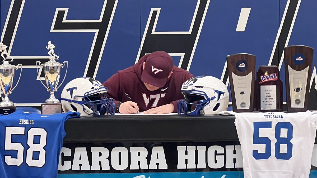 Tuscarora Football, Leesburg, VA (@tuscarorafb) on Twitter photo <a href="/CalebNitta/">Caleb Nitta</a> congrats on next chapter at <a href="/HokiesFB/">Virginia Tech Football</a>. <a href="/DaveNitta/">Dave Nitta</a> <a href="/CoachT_59/">Jared Toler</a> <a href="/TuscaroraHusky/">Tony Tallent</a> <a href="/CoachPryVT/">Brent Pry</a> <a href="/Bryceduke22/">DUKE ⁴</a> <a href="/CalebNitta/">Caleb Nitta</a> congrats on next chapter at <a href="/HokiesFB/">Virginia Tech Football</a>. <a href="/DaveNitta/">Dave Nitta</a> <a href="/CoachT_59/">Jared Toler</a> <a href="/TuscaroraHusky/">Tony Tallent</a> <a href="/CoachPryVT/">Brent Pry</a> <a href="/Bryceduke22/">DUKE ⁴</a>