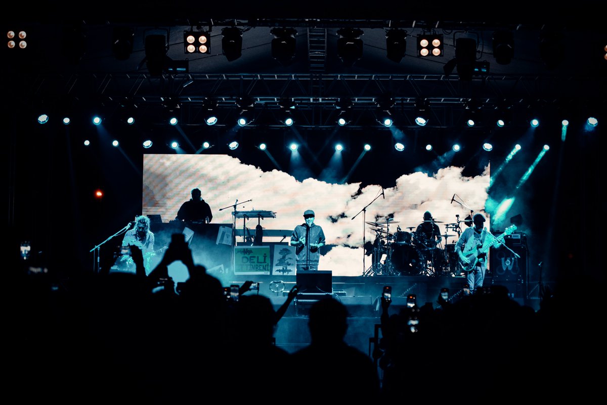 hexaopsoft's tweet photo. 5 Kasım Cumartesi günü gerçekleştirdiğimiz maNga konserinden görüntüler.

#herkeseyetecekkadareglence #maNga #hexaops #hexaopsproduction https://t.co/iZe5VBRBCC