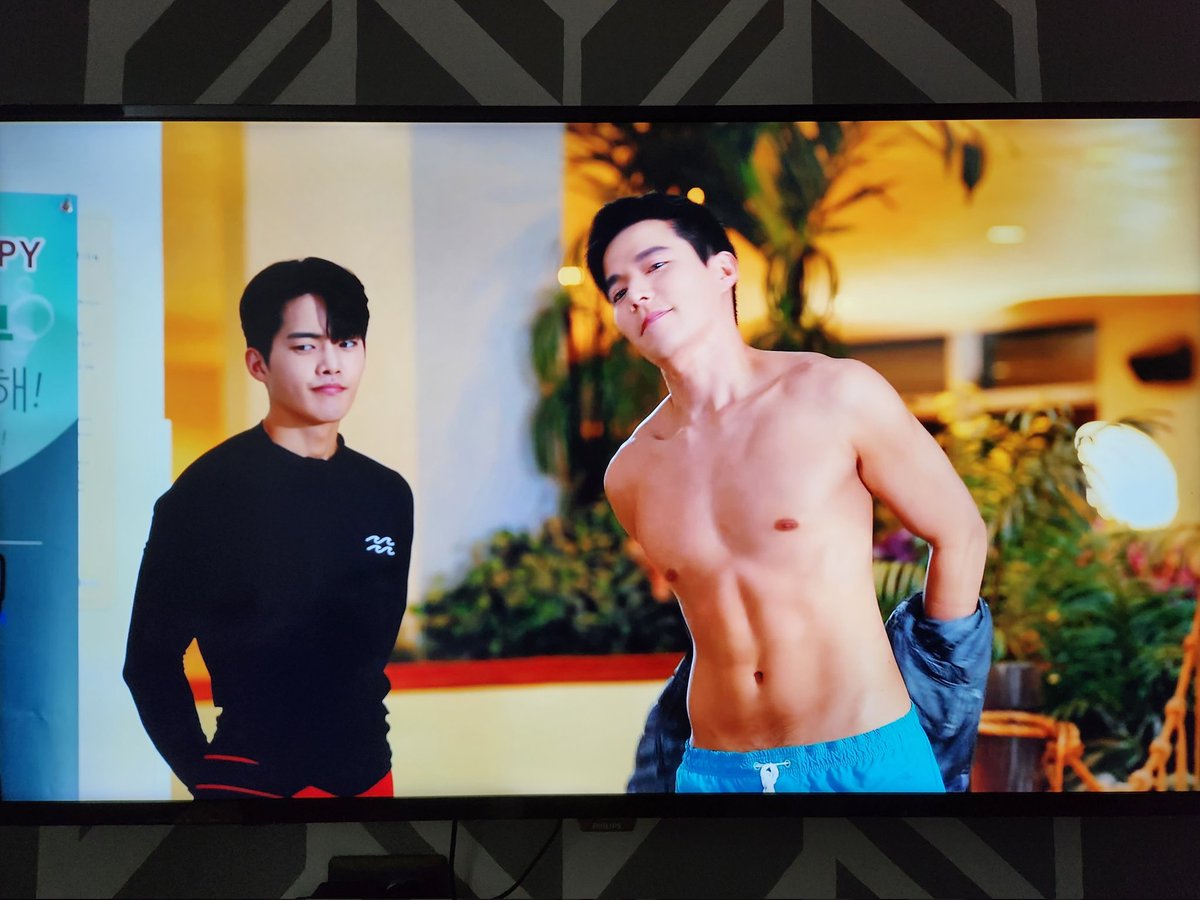 armandothethird's tweet photo. Just finished watching #UltimateOppa on @PrimeVideo and all I can say is WOW! This is a must-watch for Filo K-Drama fans. Ms. @padillabela is so gorgeous with the handsome hyungs! Plus, I admire Kim Gun Woo (Jay) for his Filipino lines. Spot on! Go see it now! π @primevideoph https://t.co/f6Uxw8Xm3K
