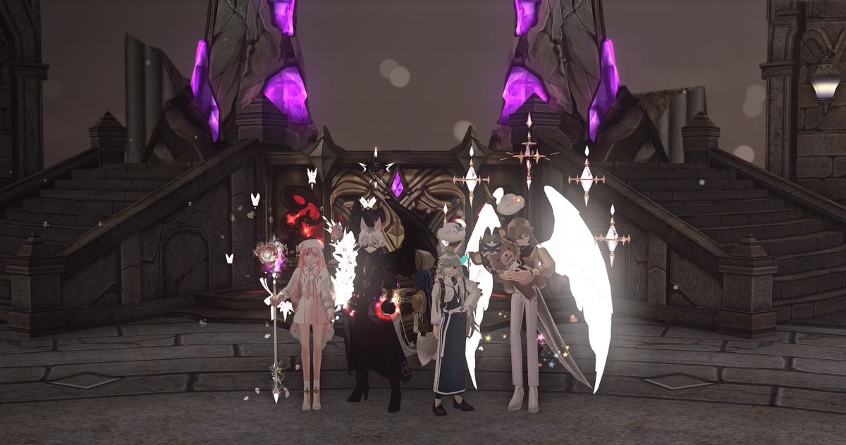 노인정으로 80클~ 
이리저리 굴러다니고 우당탕 하느라 
즐거웠지만 힘들었다 :3..
그래도 클해서 다행이다 ☺️
다들 최고~! 다음은 쪼끔 더 커서 100이야 🎉