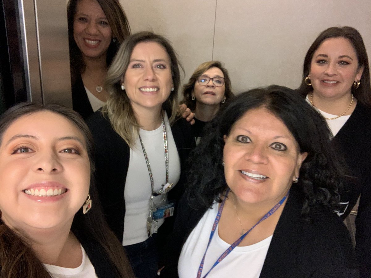 Ana Rios tweet media