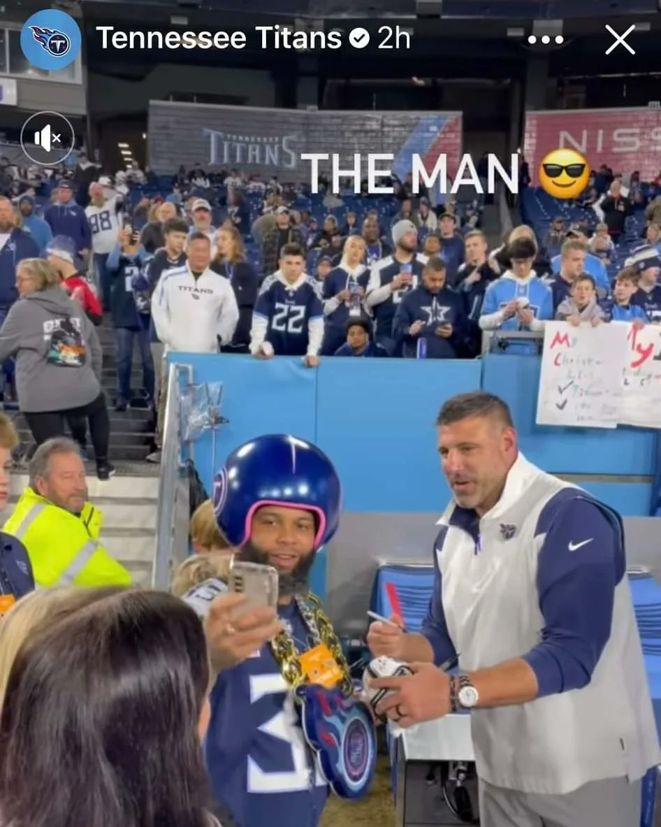 CADILLACG33's tweet photo. The man with the plan @CoachVrabel50 @Titans #Nashville #DALvsTEN #TNF #tennessee #titans #Cowboys #texas #dallas #gameday #TitanUp #amazon #prime #coach https://t.co/tJvo5HDjP9