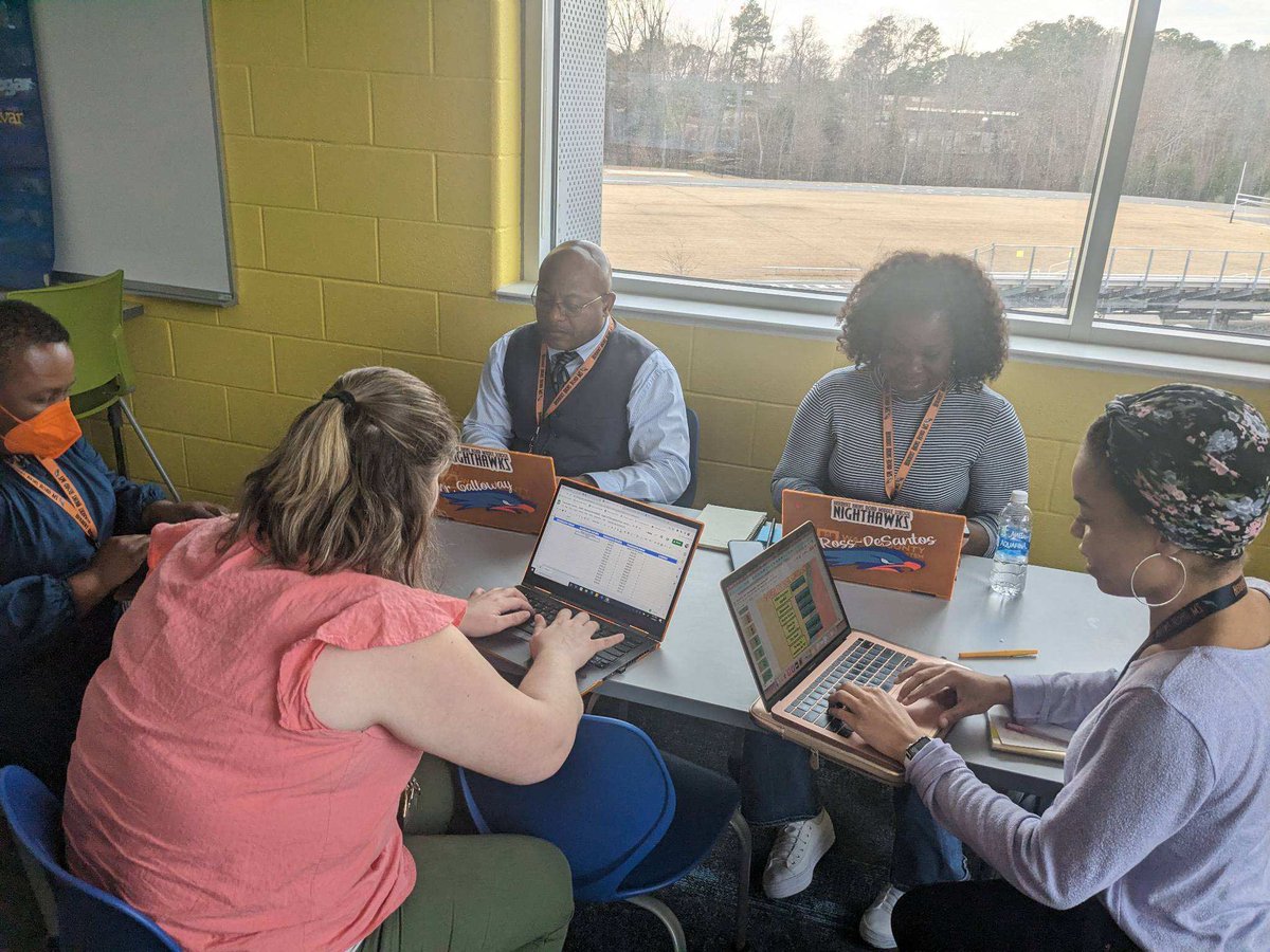 Herbert Akins Road Middle School tweet media