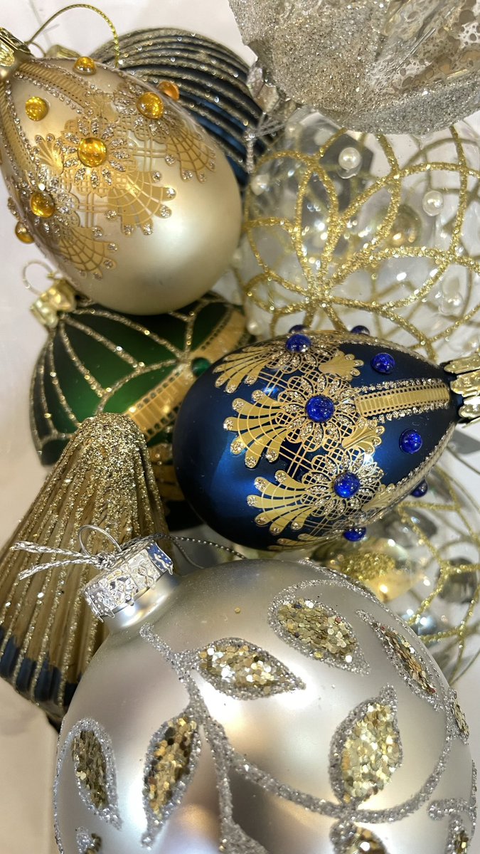 We are having a SALE! Lots of lines now half price mapgiftshop.com/collections/sa…