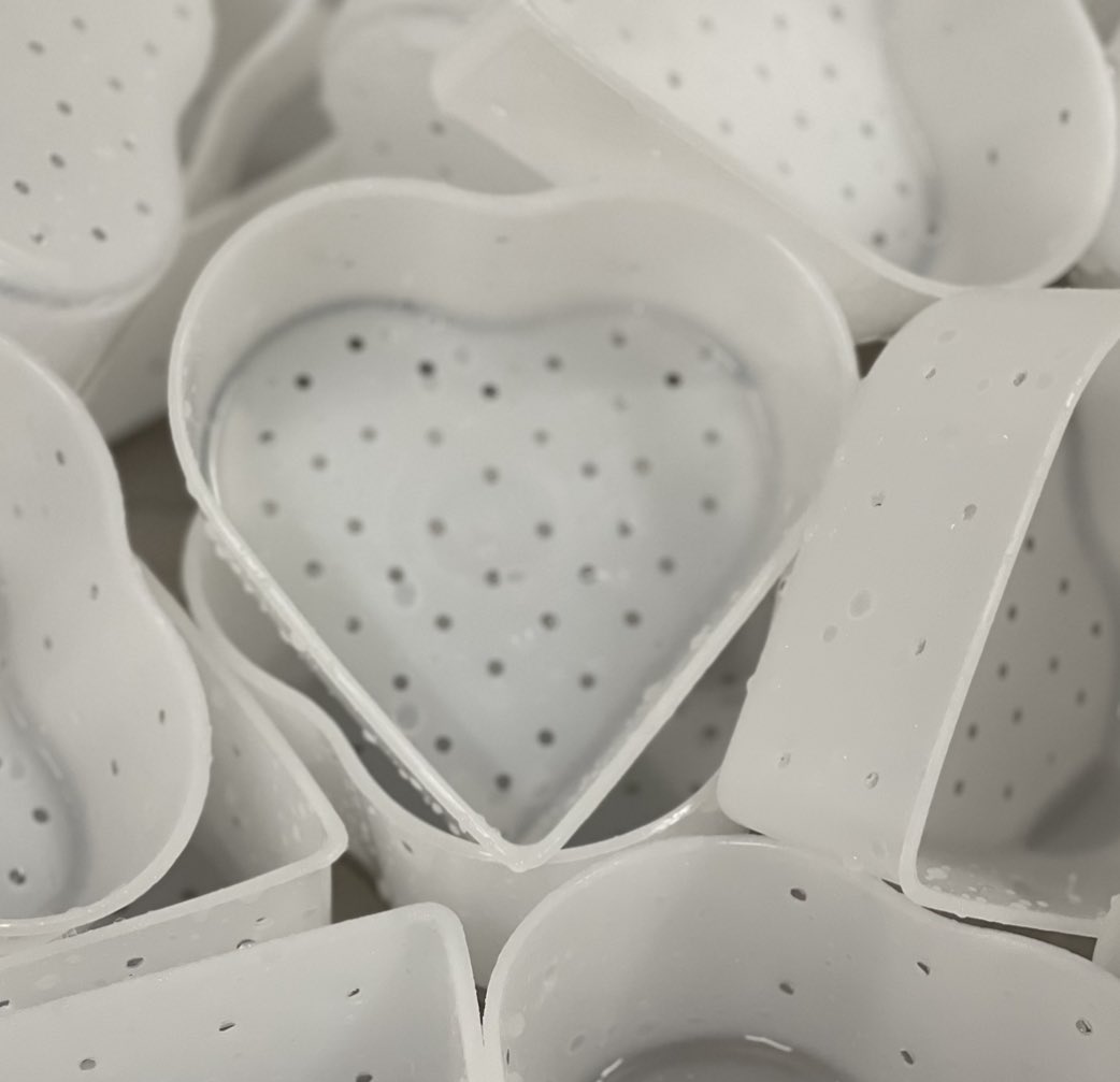 Burtscheese's tweet photo. It’s that time of year again when bring back the heart shaped moulds …
#bluecheese #valentines #artisancheese #cheese #cheesemakingclass #cheeseexperience #cheeseworkshop #cheshirecheese #artisancheesemaker #lovecheese #cheesemakers #cheesemaking #Cheshire #Knutsford https://t.co/FyQguwEFXL