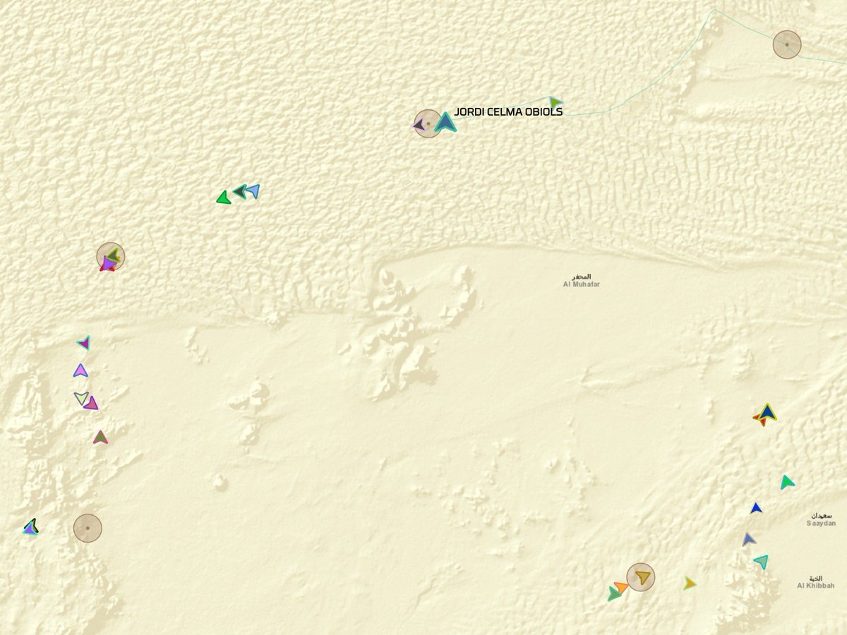 Palibex's tweet photo. 🔴ÚLTIMA HORA:El camión del #PBXdakarTeam ha salido volando por encima de una duna y ha roto el cárter al aterrizar. Los tripulantes se encuentran bien y están intentando repararlo. Ánimo Jordi, Claudio y Xavier 💪💪💪

https://t.co/EugYx8ZzkA

#PBXdakarTeam #Dakar2023 https://t.co/eWIPhbrl9J