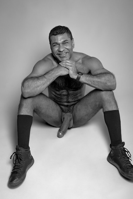 Magic Mike Hung - 1 pic. FOMO: Last 2 days to Vote for @gayvn Awards for your @magicmikehung1 in 4 Categories: Favorite Creator Site Star, Favorite Daddy, Favorite Dom, Favorite Top. Please vote @magicmikehung1 🙏🙇‍♂️🙏 https://t.co/uBUmkNn55m https://t.co/EsGQgZG2ya