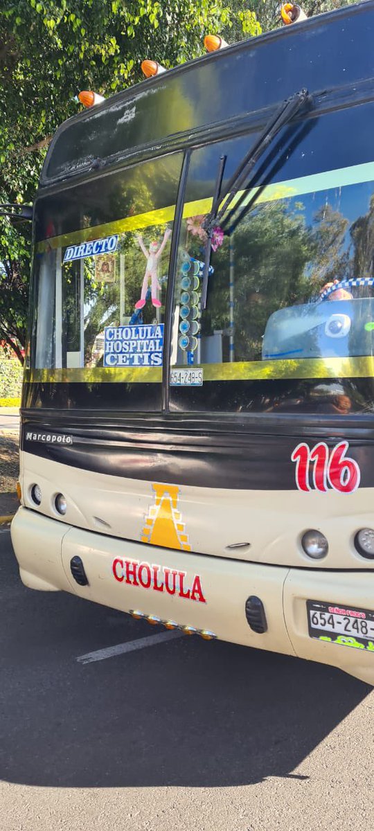 aegh7's tweet photo. Fuerte #accidente en la recta a Cholula, sentido Cholula. 
Hagámoslo viral, el responsable del autobús se dio a la fuga (anexo fotos), @laredcincoradio @TelevisaPuebla @aztecapuebla https://t.co/EER7FmxT8K