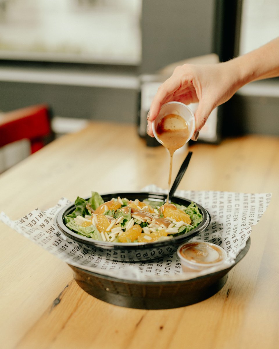 AbnersChicken's tweet photo. New year, healthier choices! Come by and try our Mandarin Salad today for lunch 🥗 https://t.co/tzEVnOhI4Y