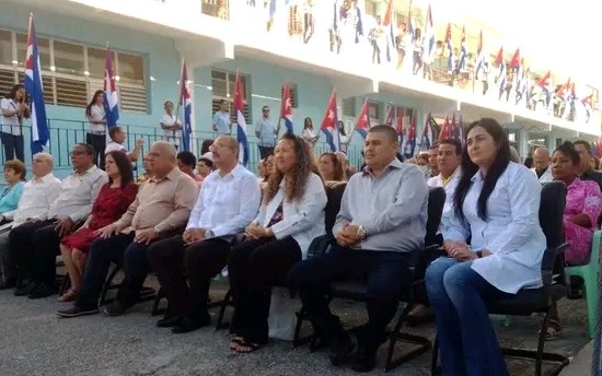 FernandezMaryde's tweet photo. A 39 años de la creación de este Programa, su fortalecimiento ha sido evidente. Hoy #Cienfuegos es sede del acto nacional. Felicidades para los profesionales de la salud y para el pueblo beneficiado. #JuntarYVencer #Revolución #VengaLaEsperanza https://t.co/raHmOeWDat